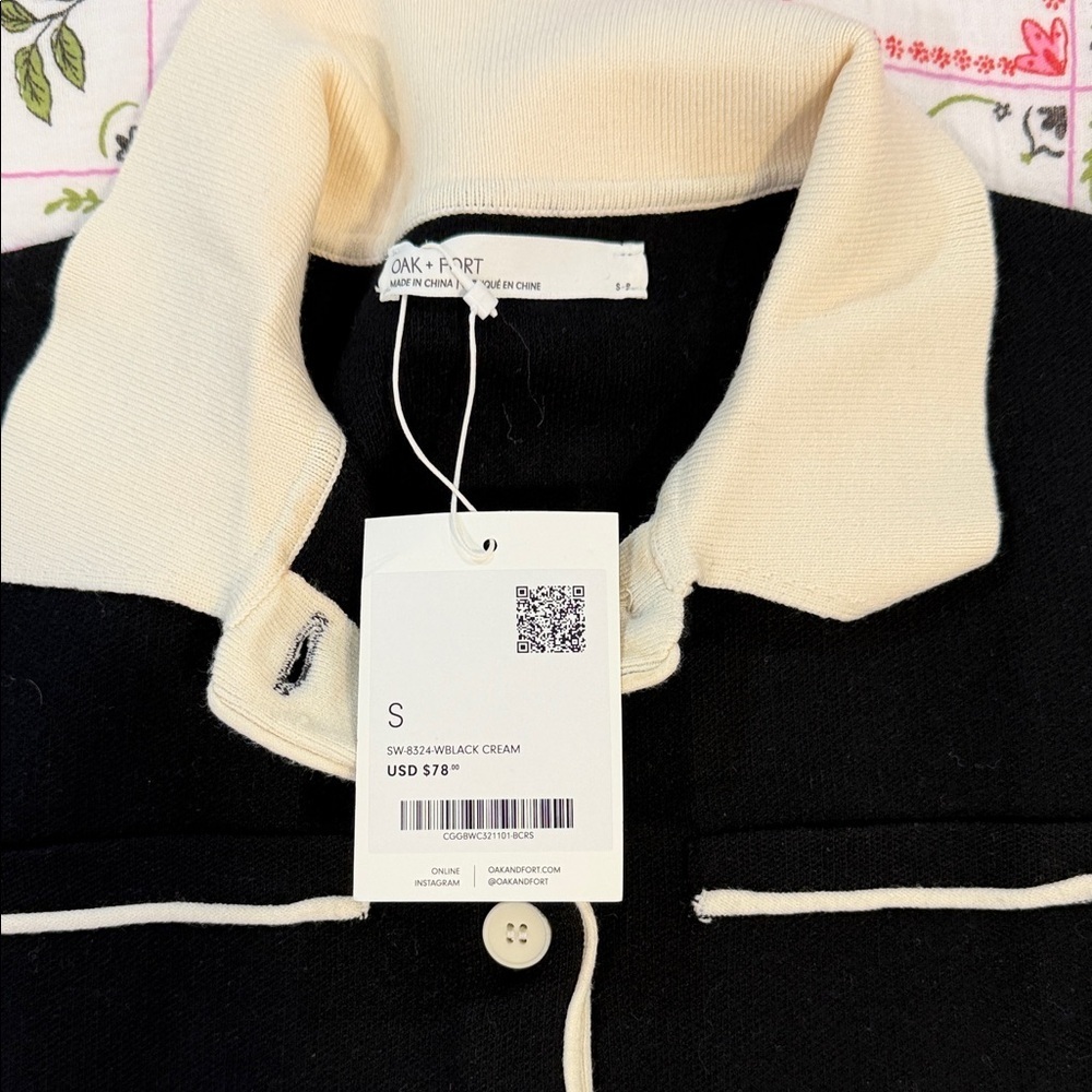 OAK + FORT Two-Tone Collared Top - Picture 3 of 8